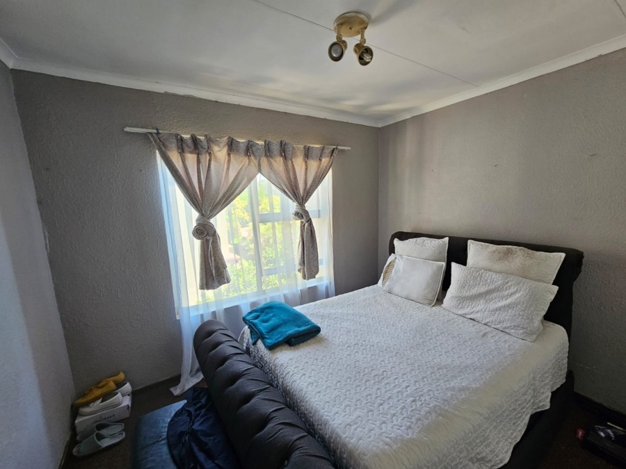 2 Bedroom Property for Sale in Vaalpark Free State